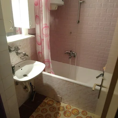 Bohemian Rhapsody Nbg Apartamento Belgrado